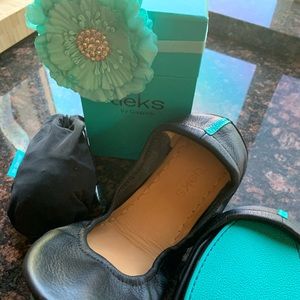 Tieks Classic size 9 - Brand New